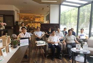 新华书店集团举办“传承国粹 健康生活”中医养生与保健专题健康讲座